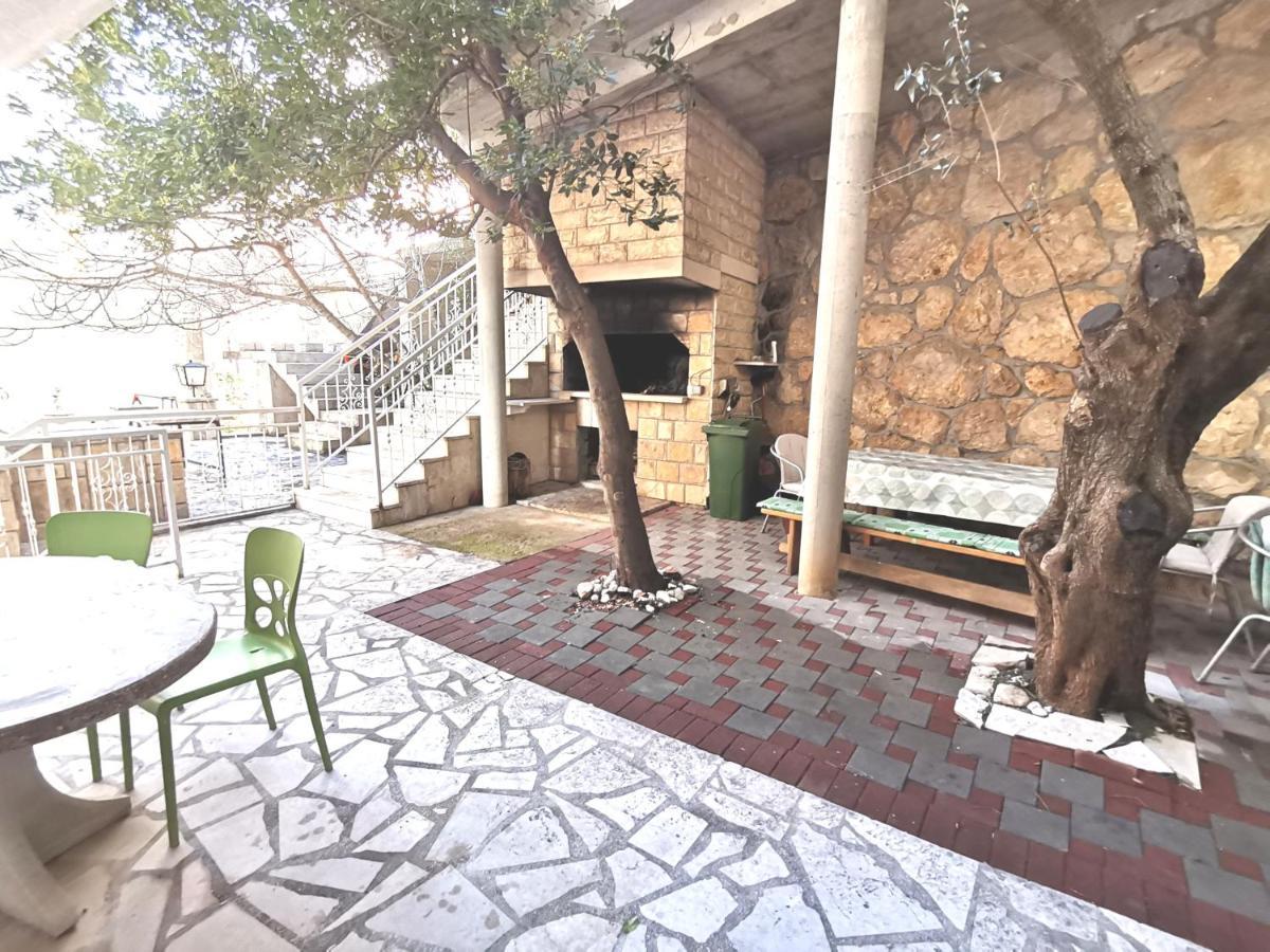 Apt White Idyll, 3 Bedrooms, 3 Bathrooms, Terrace Apt Promajna Kültér fotó
